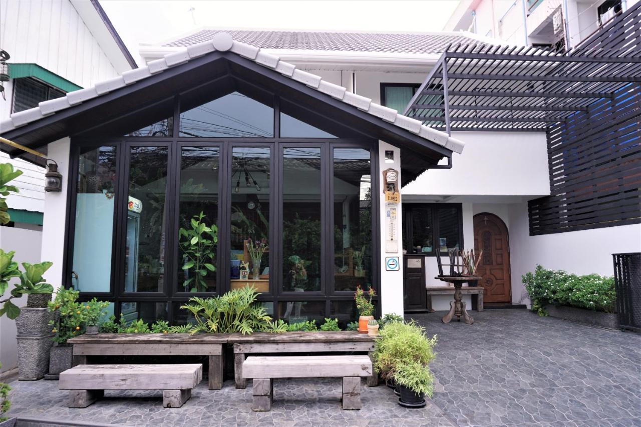 Baan Lung Poshtel Hostel Chiang Mai Exterior photo